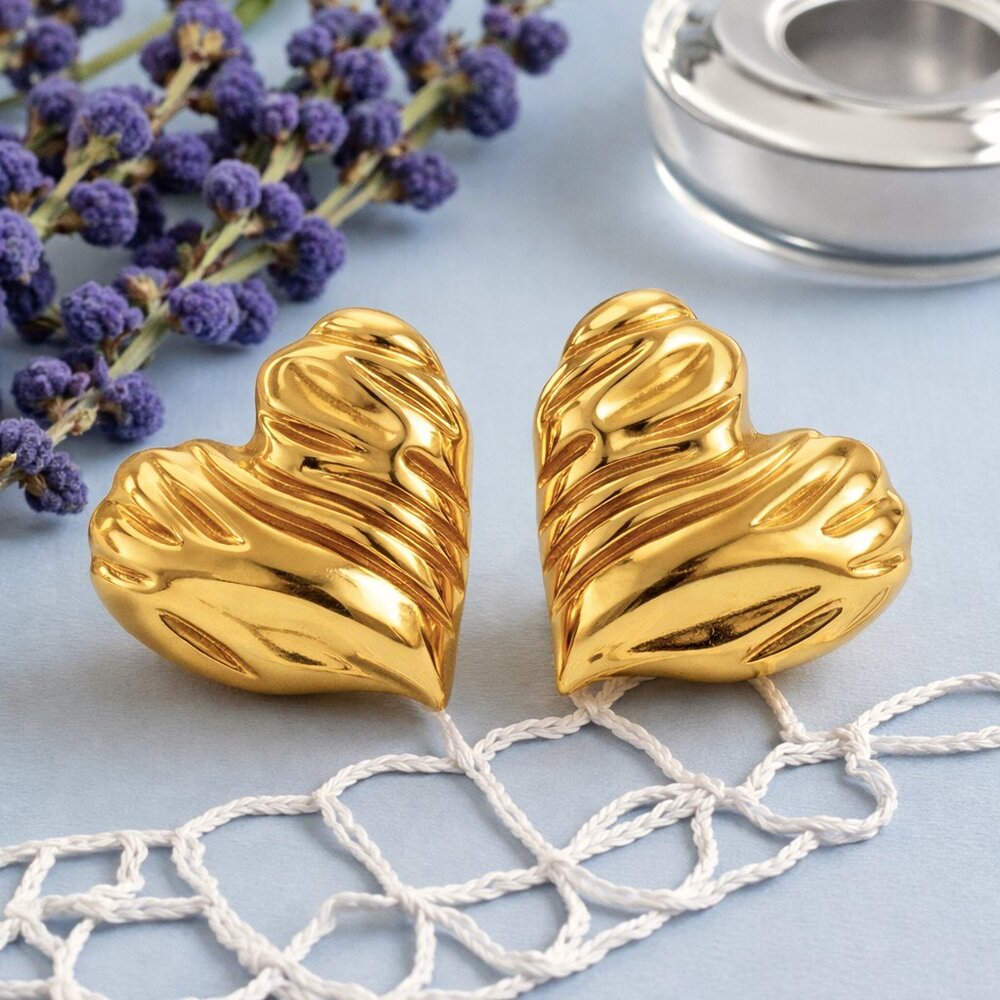 18k Gold Plated Stainless Steel Heart Stud Earrings Textured Hypoallergenic 25$